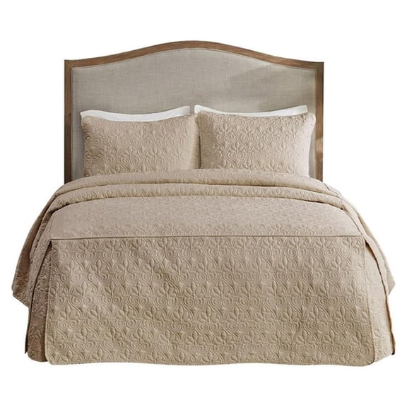 Pemberly Row Traditional 100 Percent Polyester Fitted Bedspread in Brown
