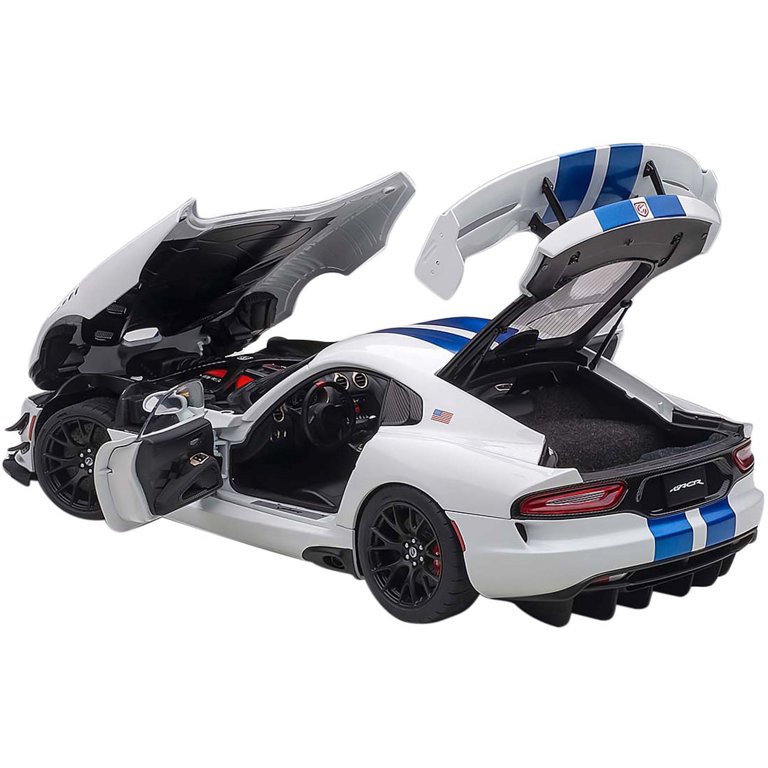 AUTOart 2017 Dodge Viper GTS-R Commemorative Edition ACR Model Car
