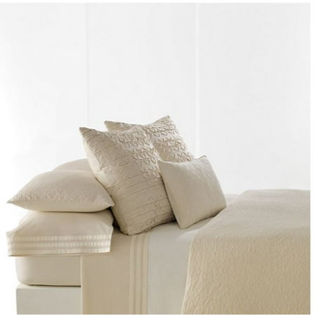 Vera Wang Sculpted Floral Pair of Banded King Pillowcases