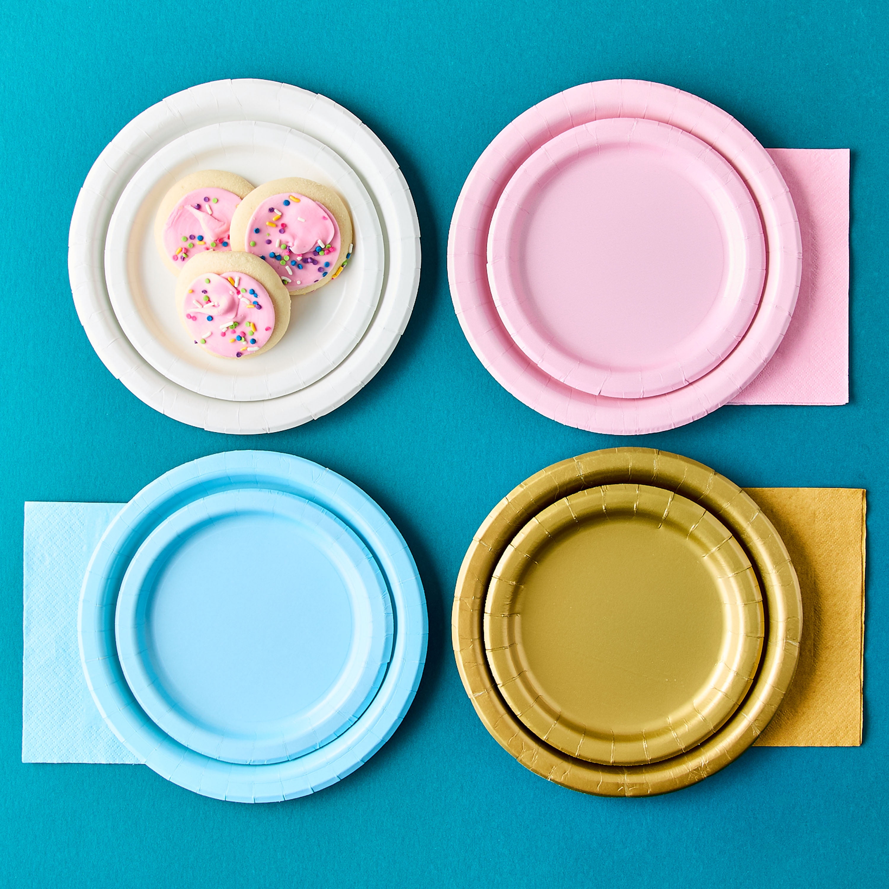 Way To Celebrate White Disposable Paper Dessert Plates, 7 in, 24 Count