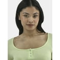 thumbnail image 4 of No Boundaries Seamless Scoop Henley Tee, Women's, 4 of 5