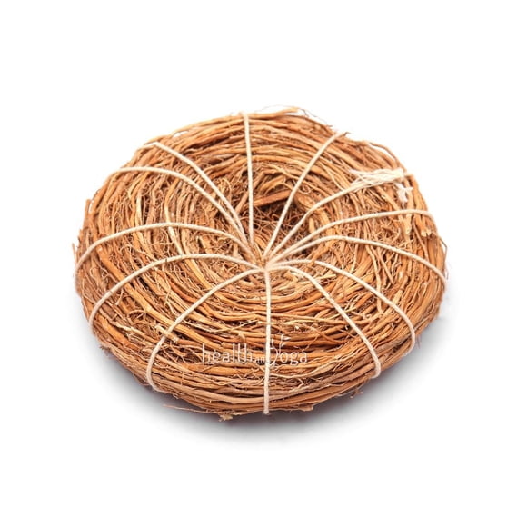 HealthAndYoga Exfoliante de baño de raíz de vetiver - Lufa de ducha ayurvédica - Tejido con cordón de algodón (sin malla de plástico) - Fragancia amaderada natural - Efecto refrescante rejuvenecedor -