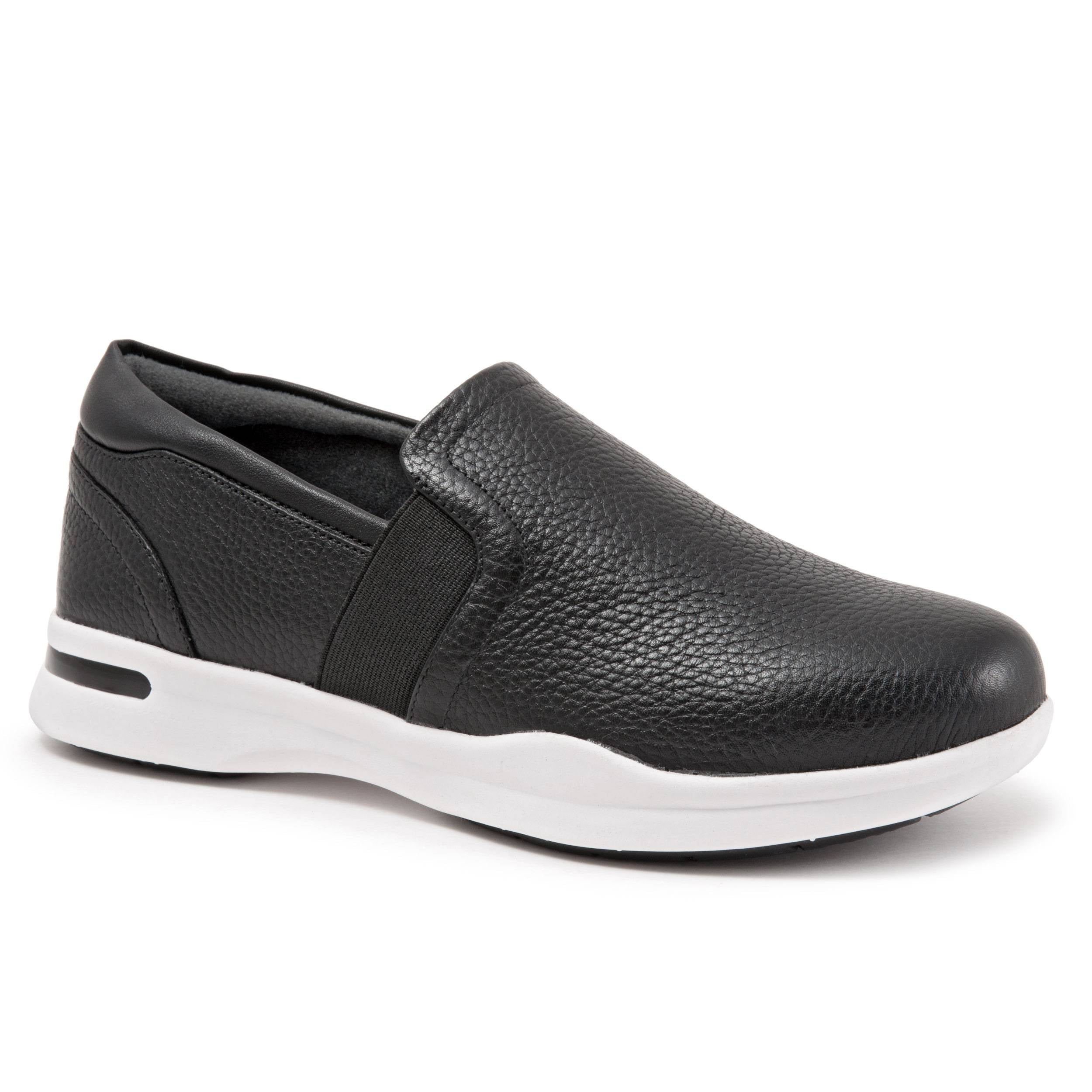 trendy slip resistant shoes