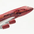 thumbnail image 3 of Modèle d'Avion 15cm Malaysia Red Flower B747 Échelle 1/400 Modèle d'Avion de Passagers en Alliage Simulation avec Support d'Exposition, 3 of 4