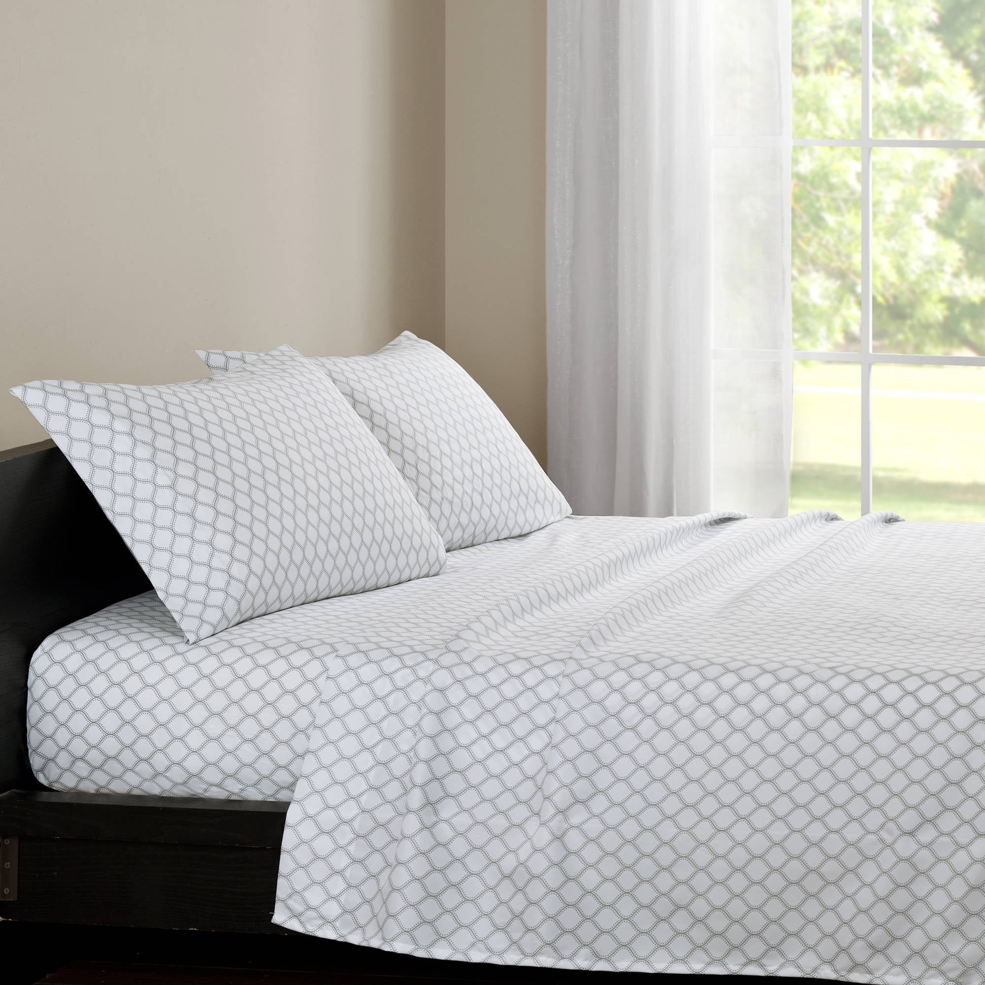 Mainstays Yellow Damask 8 Piece Bed in a Bag Comforter Set With Sheets, Queen