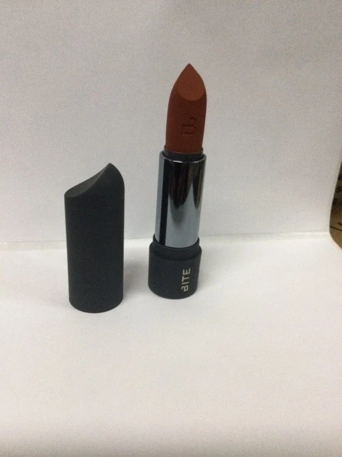 Bite Beauty- Power Move Soft Matte Lipstick (HARISSA)