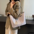 thumbnail image 4 of Bolso de mujer de gran capacidad, nuevo estilo 2025, diseño de nicho, bolso de mano de moda de alta gama, bolso de mano para todo tipo de viajes., 4 of 5