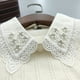 thumbnail image 3 of Moyic Estilo del poliéster con el cuello falso de moda de la facilidad para las mujeres estilo desmontable del vintage de Colla de las Tela de costura y artesanía, 3 of 6