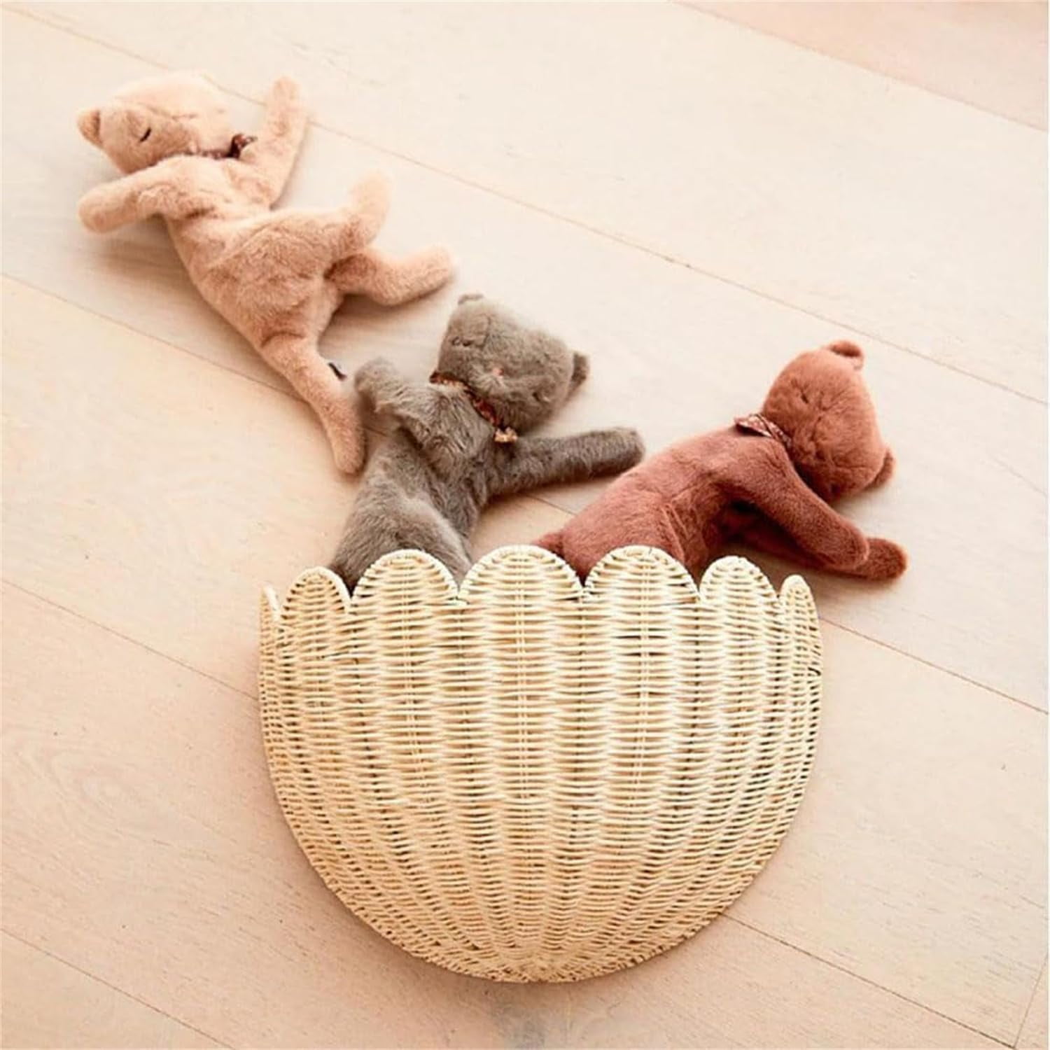 Scalloped Wall Basket - Scalloped Hanging Wicker Baskets for Wall, Hand Scalloped Wicker Wall Basket Home Decor for Entryway, Kitchen, Office, Living Room