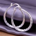 thumbnail image 5 of Pendientes de aro grandes chapados en plata, pendientes de personalidad de moda para mujer, joyería de moda, adecuados para una variedad de formas de rostro, estilo personal único, 5 of 5