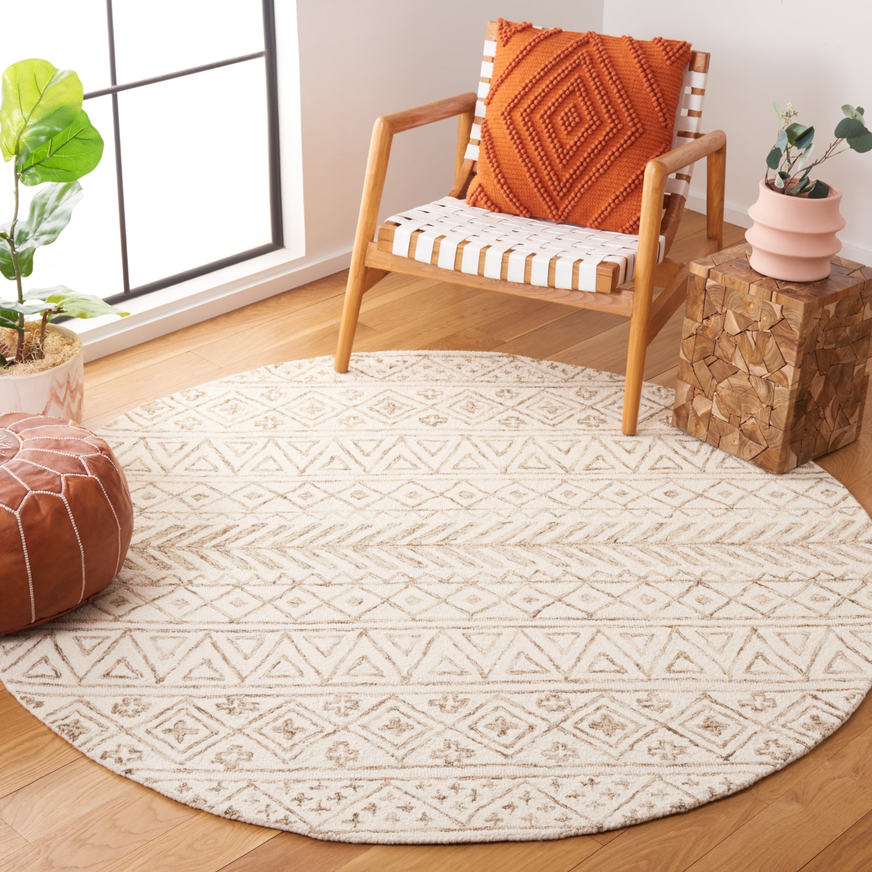SAFAVIEH Metro Beaumont Southwestern Area Rug, Ivory/Sage, 6' x 6' Round