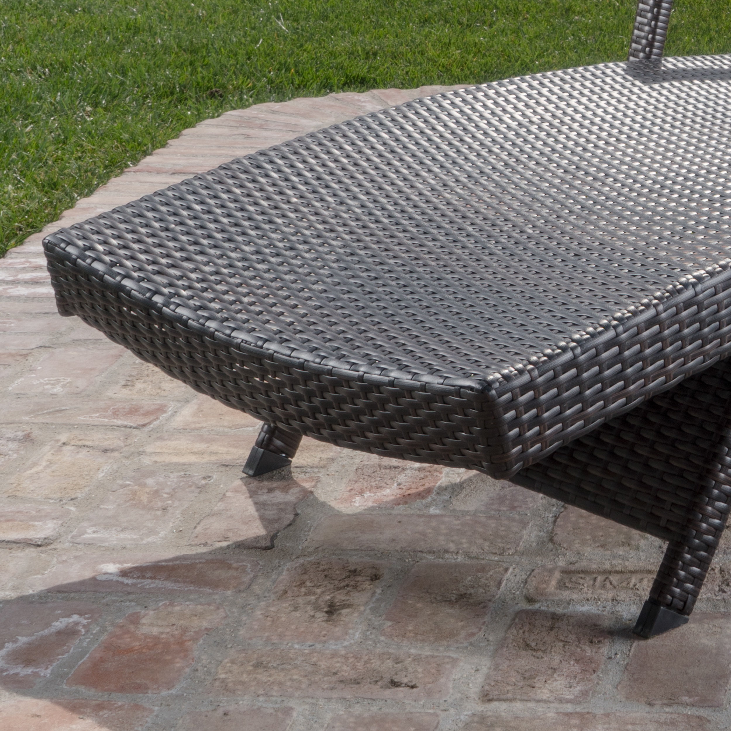 Stratford Outdoor Wicker Adjustable Chaise Lounge With ...