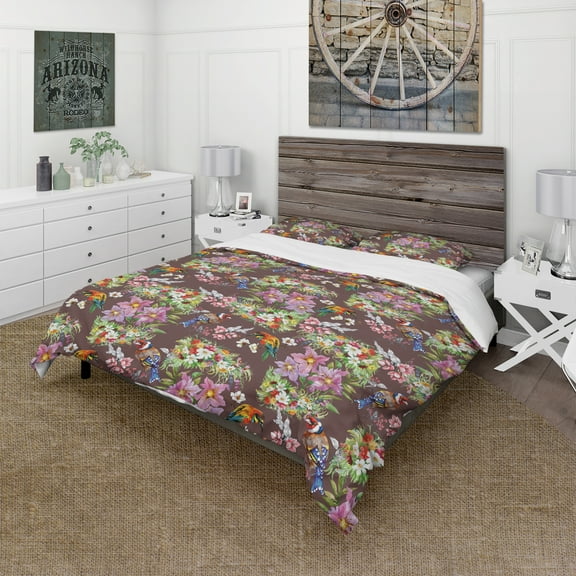 Designart 'Colorful Birds and Flowers' Cabin & Lodge Duvet Cover Set