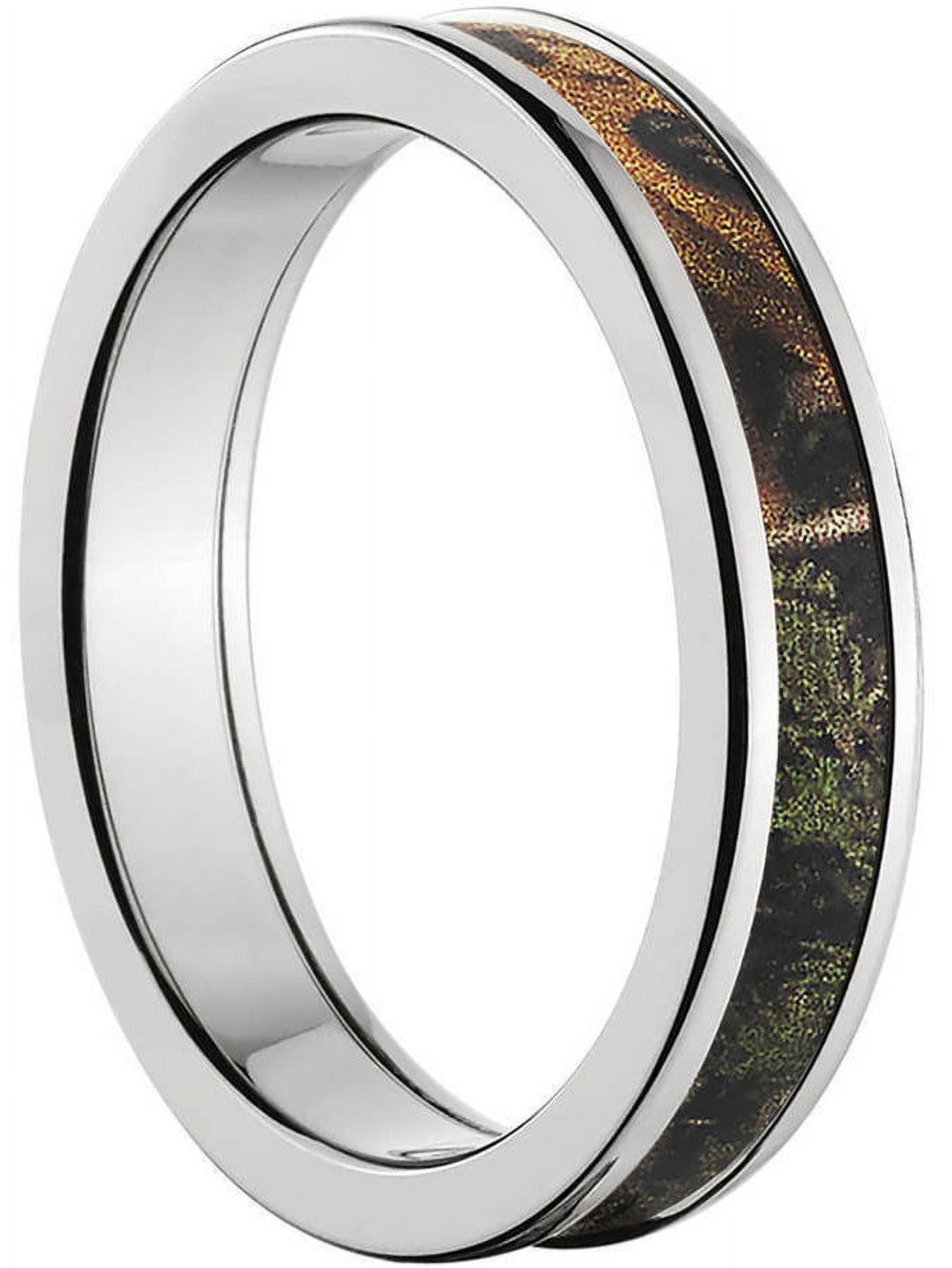 4mm Half-Round Titanium Ring with a RealTree Extra Camo Inlay