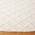 thumbnail image 3 of SAFAVIEH Vermont Jilliean Diamond Quatrefoil Area Rug, Ivory, 6' x 6' Round, 3 of 7