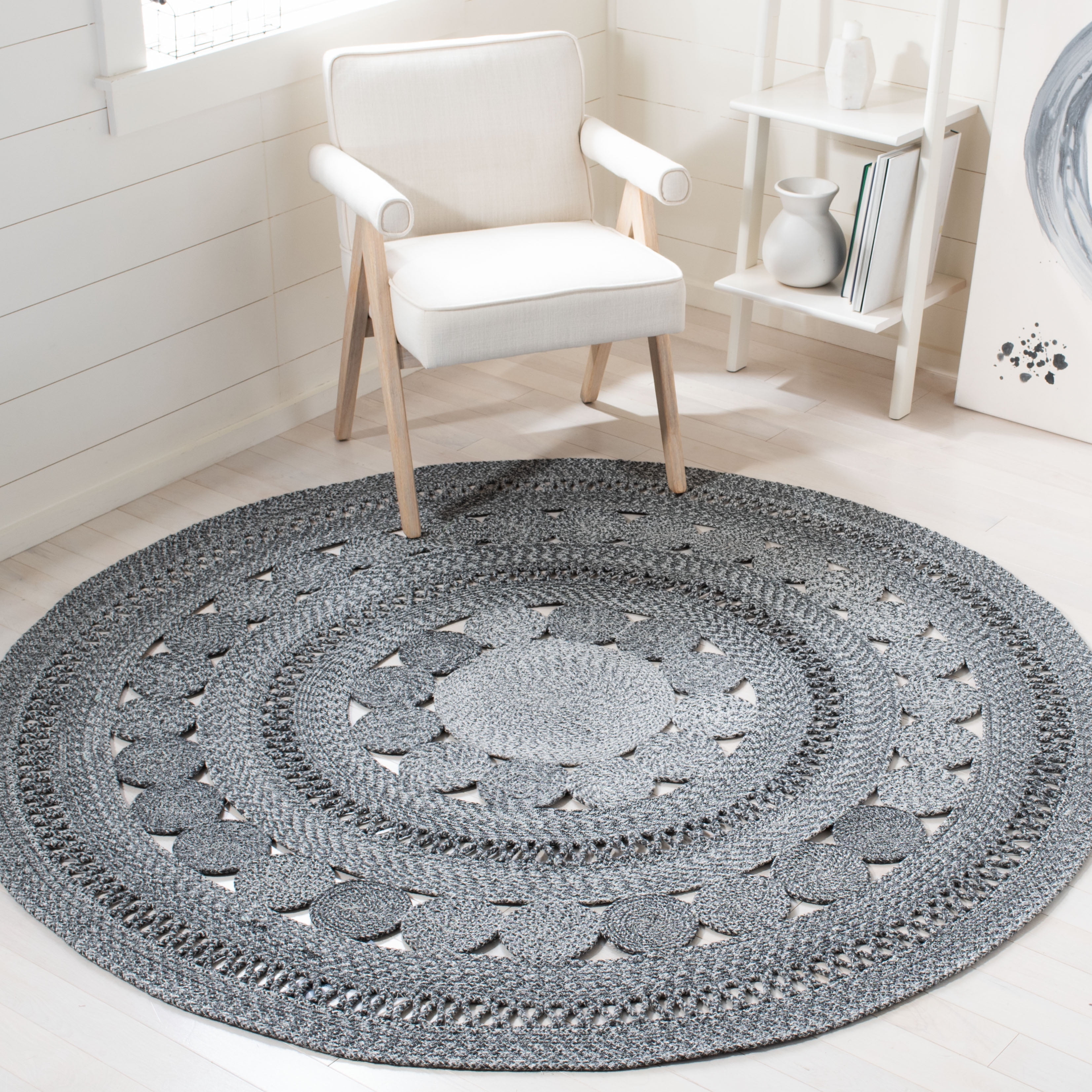 SAFAVIEH Cape Cod Donna Geometric Polyester Area Rug, Charcoal, 7' x 7' Round