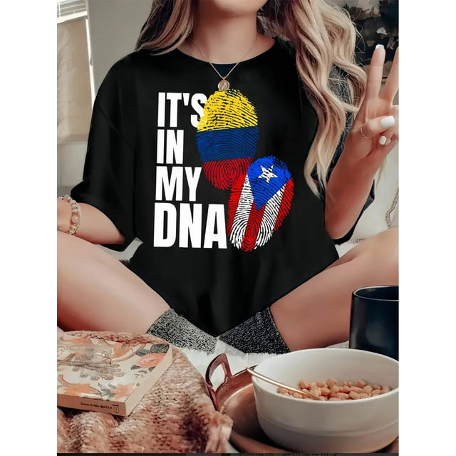 Camisetas con gráficos clásico para mujeres y adolescentes y niñas, playera de verano con estampado estéticoWomen's Patriotic Fingerprint Flag Print T-Shirt - "IT's IN MY DNA" Graphic, Casual & Comf