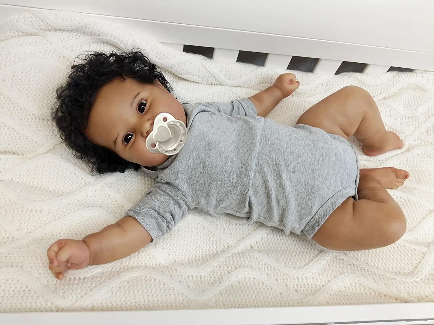 Lifelike African American Reborn Baby Doll, 20 Inch Real Life Soft Cloth Weighted Smile Newborn Baby Doll with Clothes for Gift