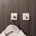 thumbnail image 4 of Brillar Gancho Adhesivo 3M, Gancho de Pared para Baño, Acero Inoxidable, 8 Piezas, 4 of 5