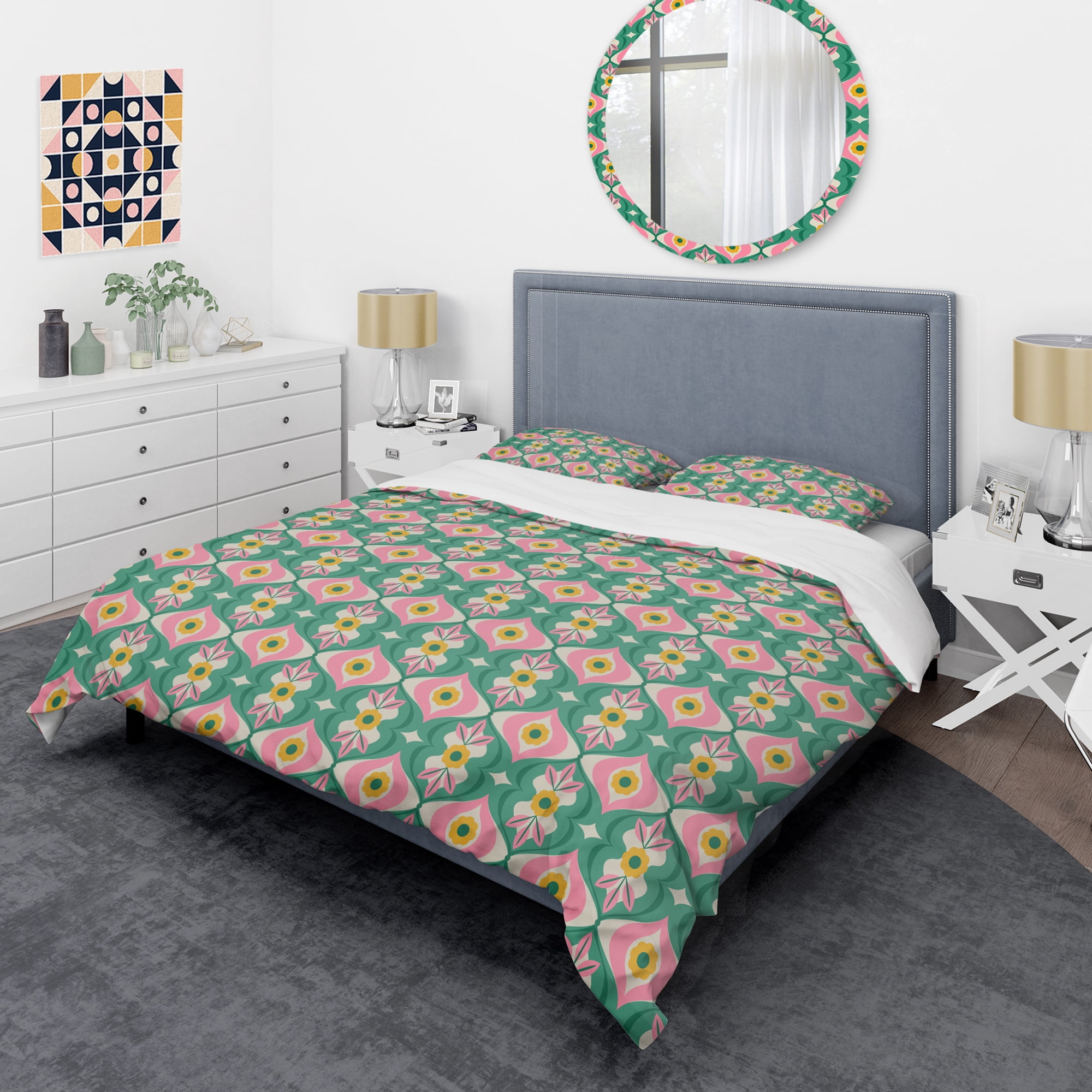 Designart 'retro pattern with flowers and leaves' Mid-Century Modern Duvet Cover Set
