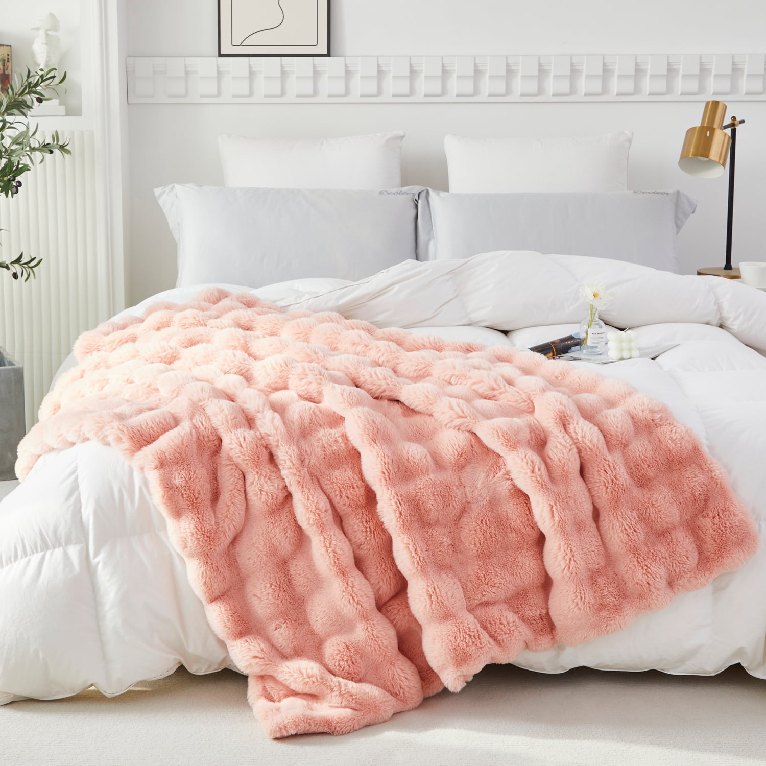 URBONUR Blush Pink Bubble Throw Blankets for Couch Chair Bed, Luxury Faux Fur Fluffy Throw Blanket,Warm Soft Thick Fuzzy Throw Blanket for Women Men 51×63 Inches