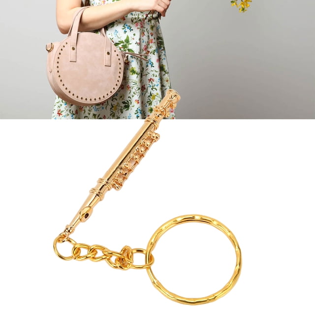 Gold Flute Keychain, Mini Brass Fashionable Exquisite Beautiful 3D Design Instrument Keychain For Bags For Wallets