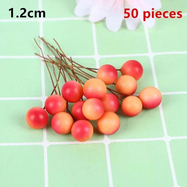Baya Artificial con perlas de plástico para decoración de fiesta, 50 piezas, cereza, regalo artesanal, suministros de fiesta, corona de boda, decoraciones para el hogar