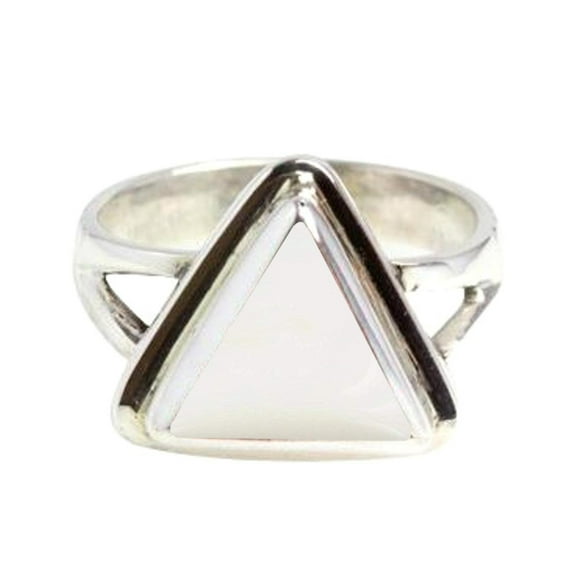 Divya Shakti 7.25-7.50 Carat Triangle White Coral White Moonga Gemstone Silver Ring For Men & Women