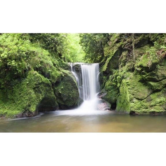 Biggies 80" Waterfall Two Window Well Scenes