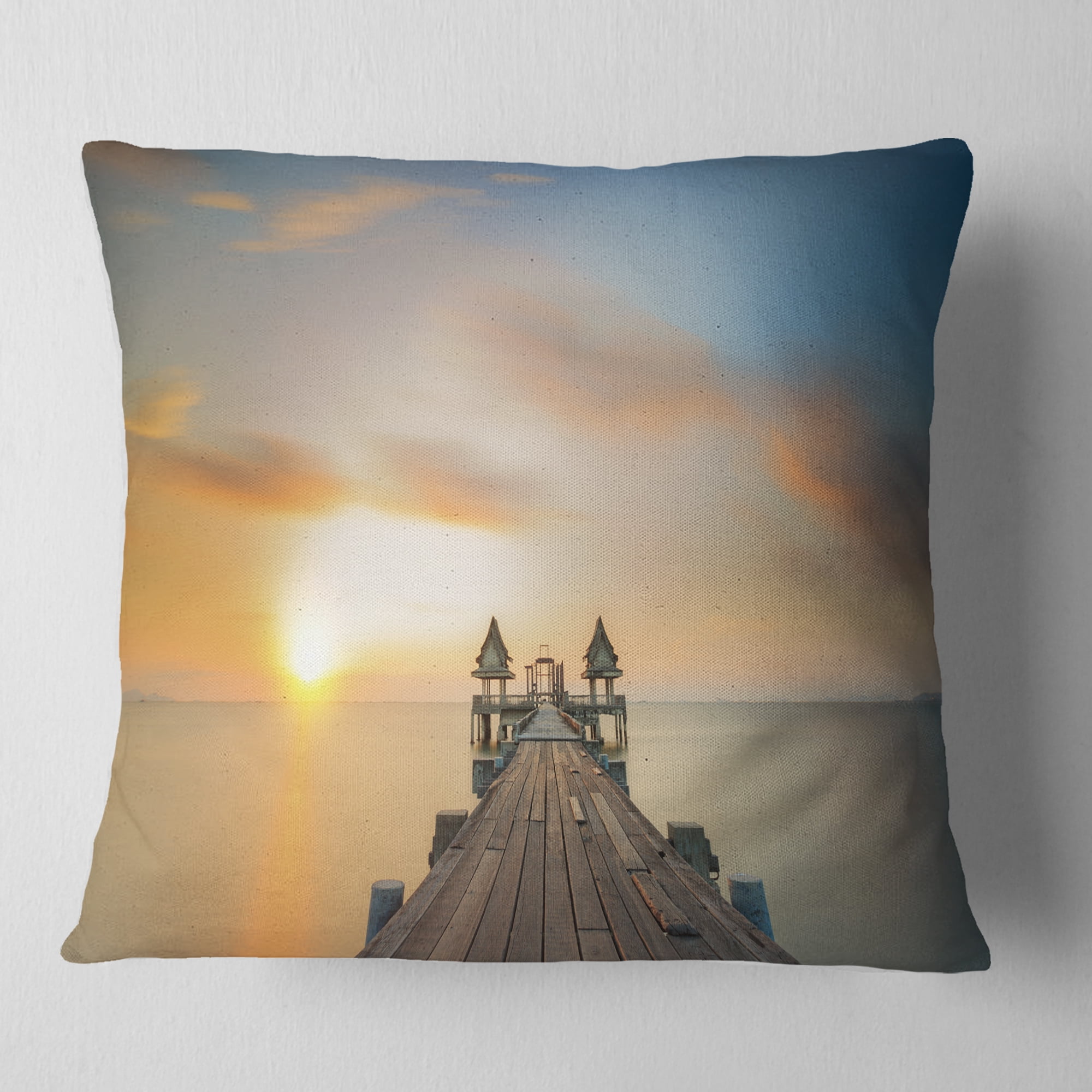 Designart Infinity Bridge - Seascape Photography Throw Pillow - 16x16
