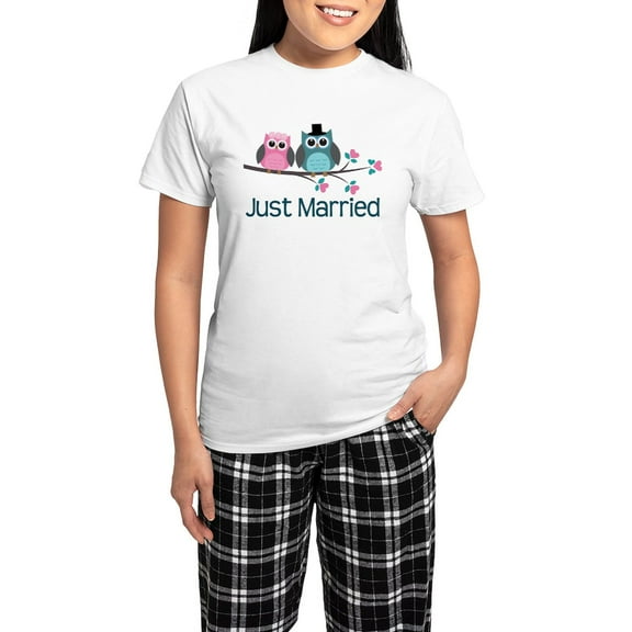 CafePress - Just Married Birds Women's Light Pajamas - Women's Short Sleeve Print T-Shirt and Pants Light Cotton Pajama Set