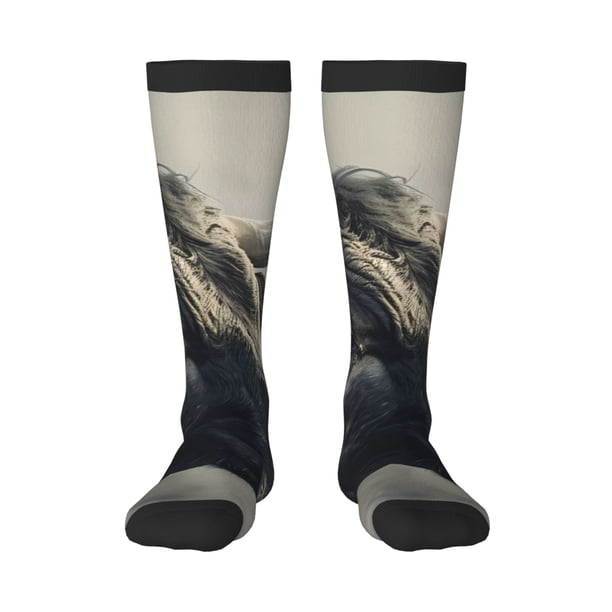 Fotbe Mystical Bull in Fog Calcetas Divertidas Estampadas para Hombre y Mujer, Calcetas de Algodón hasta la Rodilla para Caminar, Correr, Enfermería y Embarazo