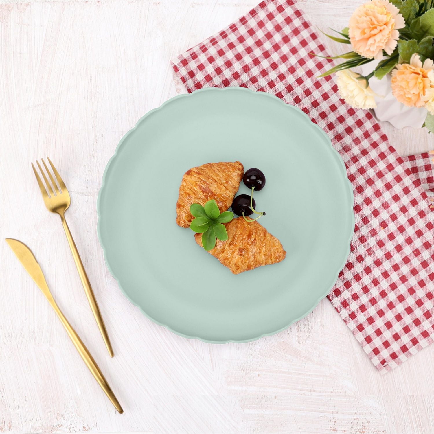 Assiette ronde festonnée en polypropylène Mainstays, Menthe