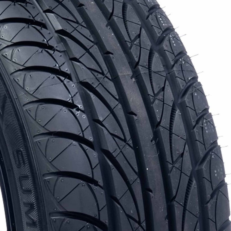 Summit Ultramax HP All-Season High Performance 245/40R19 98W