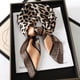 thumbnail image 1 of Nuevo diseño de chal satinado con estampado de leopardo salvaje, pañuelos cuadrados de seda para el cuello para mujer, pañuelo para mujer, 1 of 5