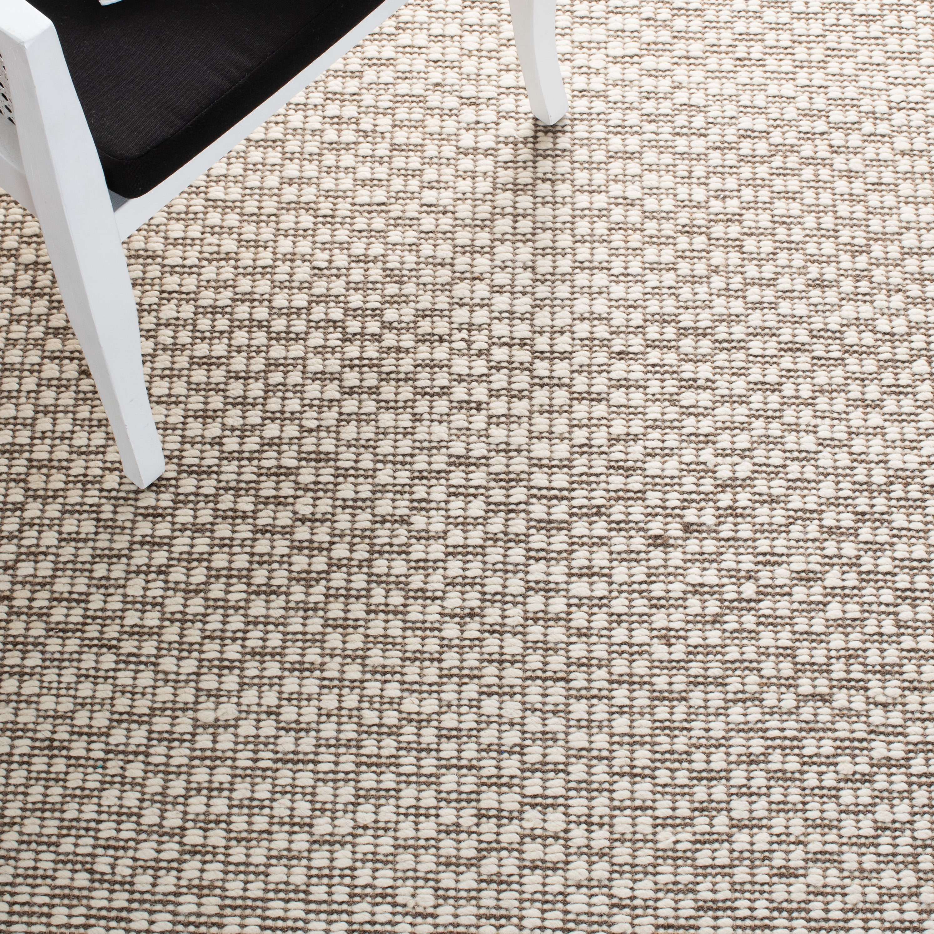 Safavieh Kilim Coretta Geometric Area Rug, Light Brown/Ivory, 6' x 9'