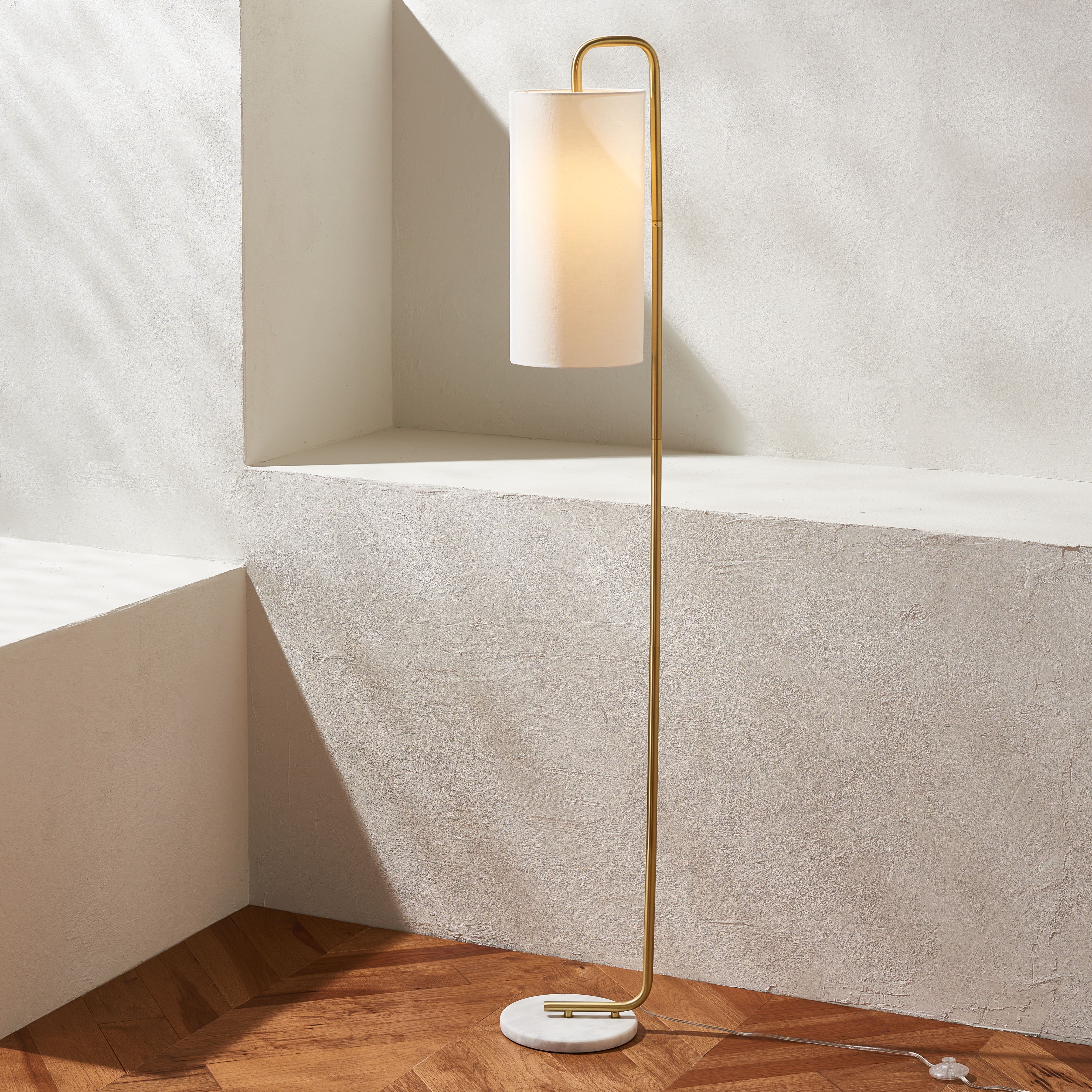SAFAVIEH Troilus 64 in. Modern White Ceramic Floor Lamp with White Linen Shade, 7.00 x 10.00 x 64.00