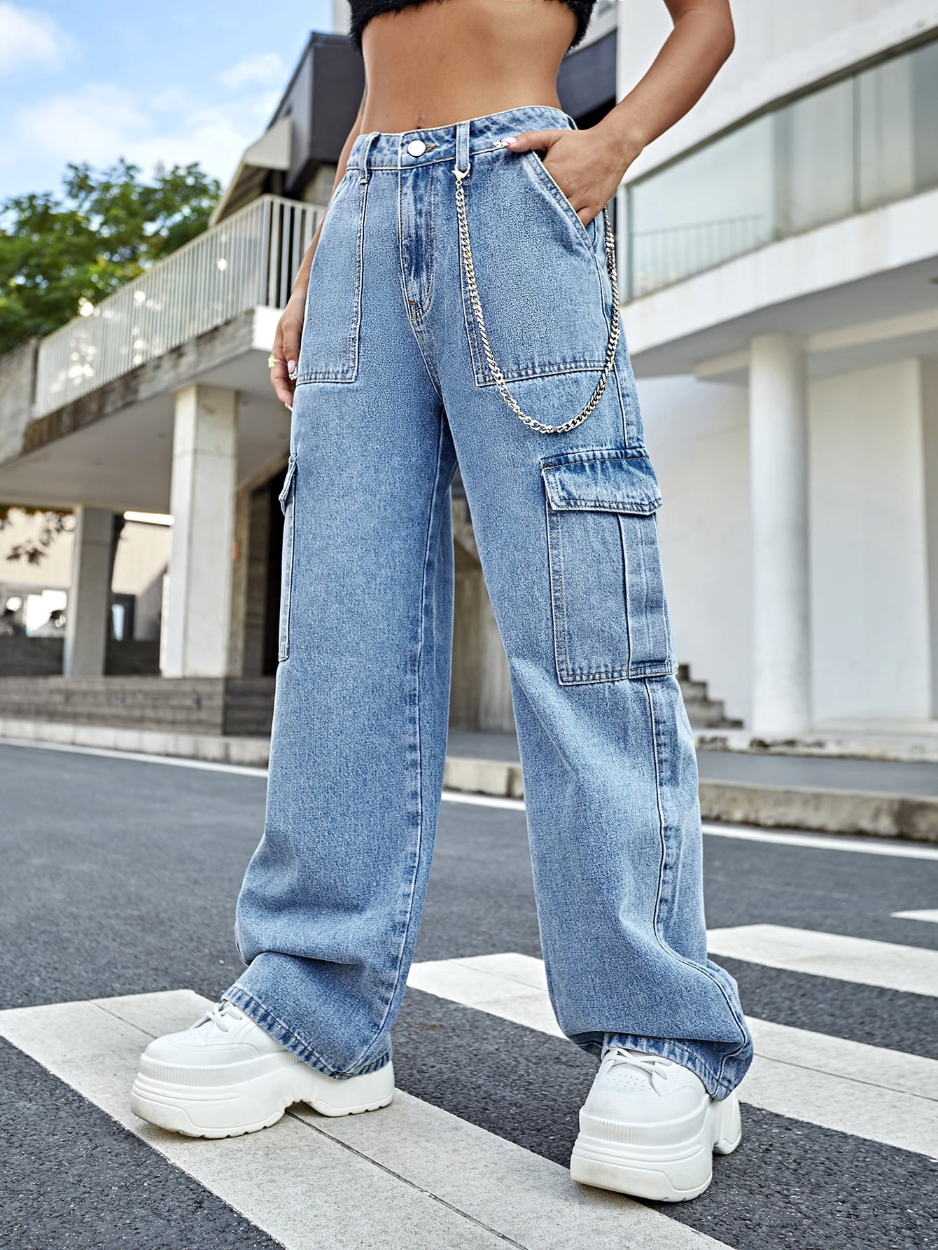 Women's Flap Pocket Cargo Jeans With 