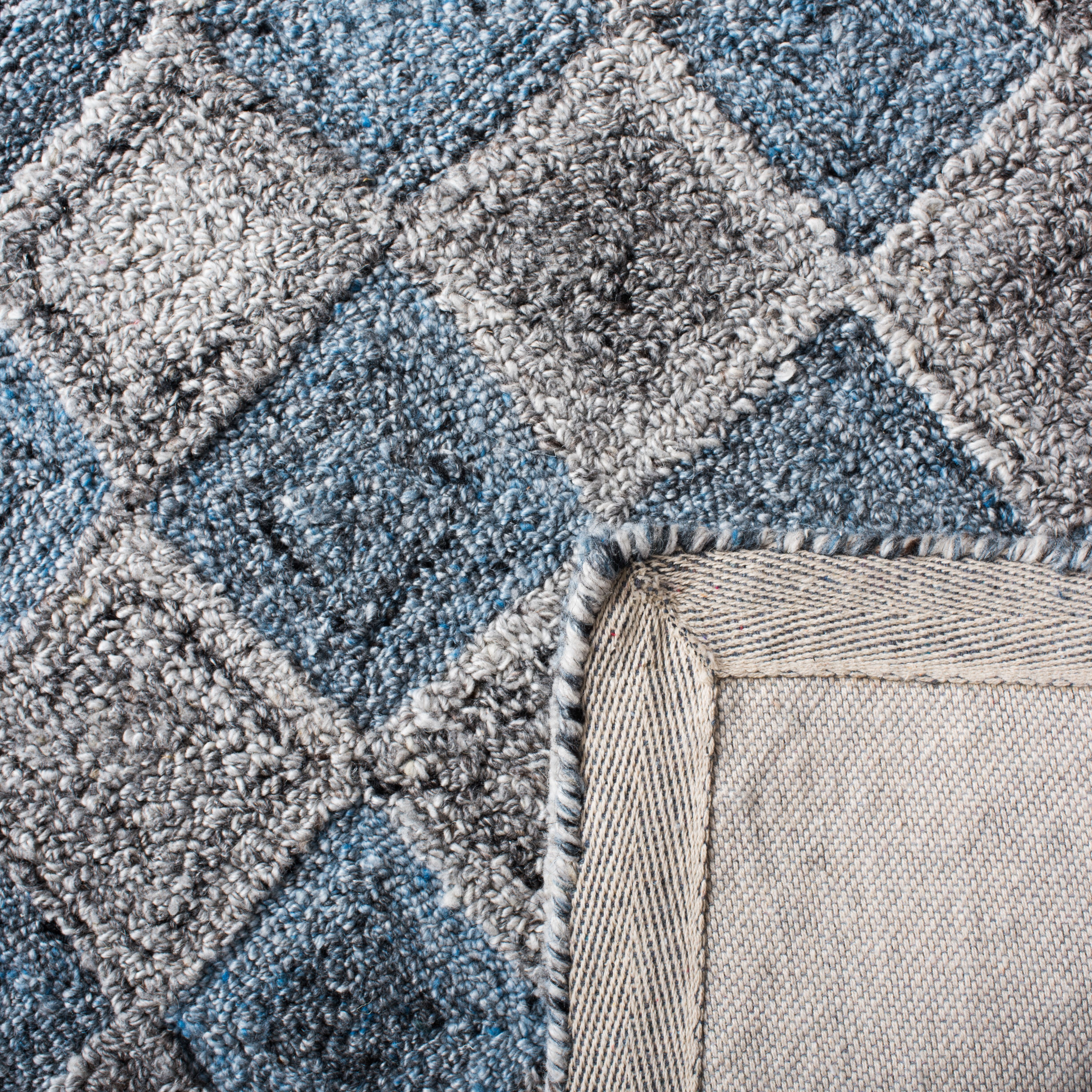 SAFAVIEH Abstract Creighton Geometric Runner Rug, Gray/Blue, 2'3" x 10'
