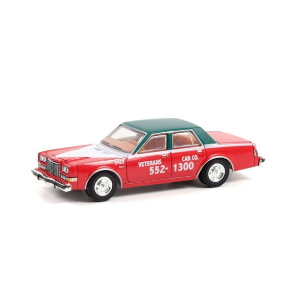 1983 Dodge Diplomat - Veteran's Cab Co, Red with Matte Green - Greenlight 30283/48 - 1/64 scale Diecast Model Toy Car