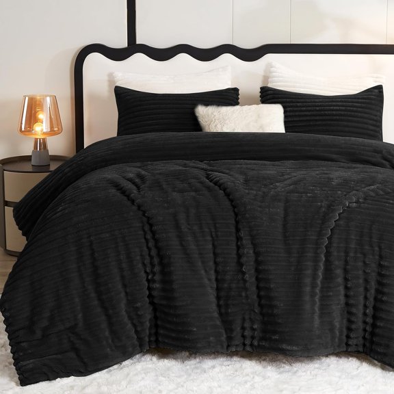 Fluffy Queen Comforter Set - Super Soft Faux Fur Black Size, Winter Warm Fleece Bedding Set, 3 Pieces Plush Fuzzy Bed (1 Shaggy Comforter, 2 Pillowcases)
