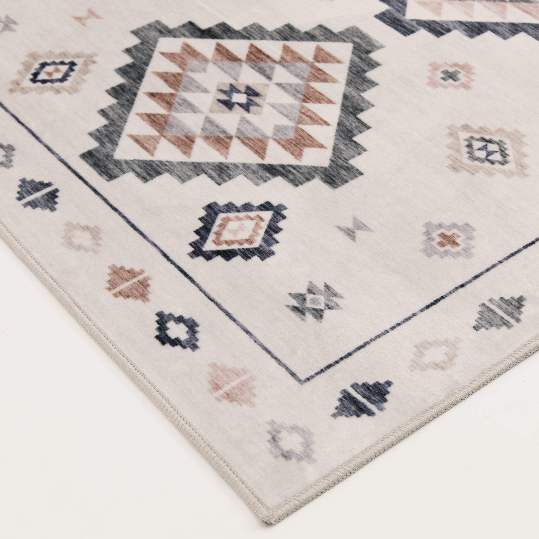 Mainstays 4'x5'6" Southwestern Faux Fur Indoor Rug