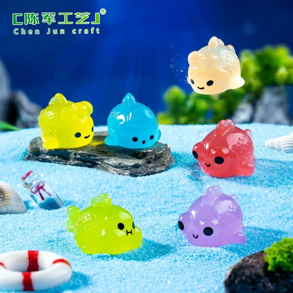 CIMAXIC Assorted Color Resin Fish Figurines - Glow in The Dark Decor for Aquarium and Home (18Pcs)