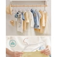 thumbnail image 4 of SONGMICS Perchas Infantiles, Juego de 50, Perchas de Terciopelo con Ganchos, Perchas Antideslizantes para Ropa, Blanco, 4 of 5