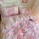 thumbnail image 5 of Mymelody Cinnamoroll Kuromi Juego de cuatro piezas de dibujos animados de Anime Ins Sanrio, funda de edredón, Sábana para dormitorio, ropa de cama de tres piezas para niñas, regalo, 5 of 5
