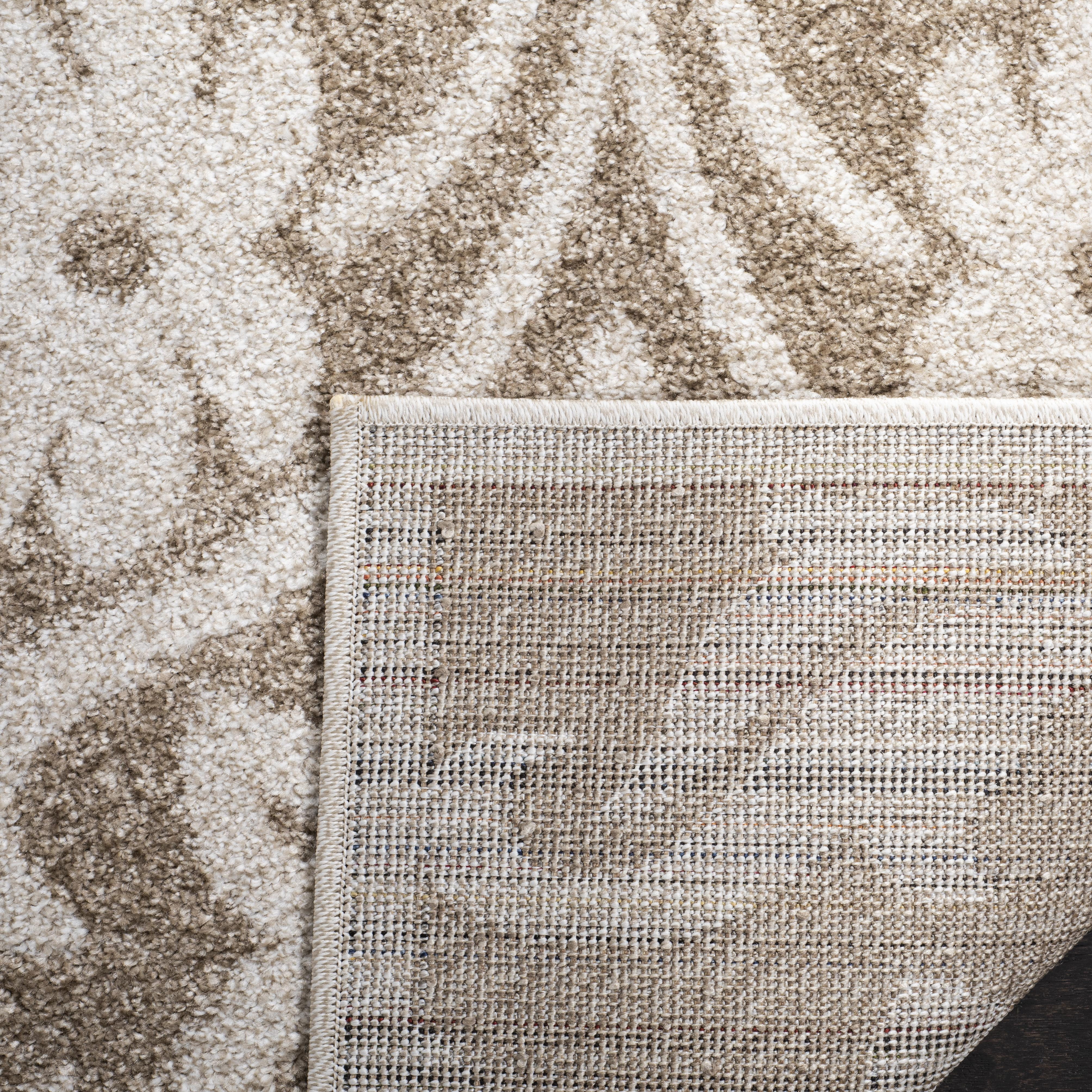 Safavieh Amherst Jerrald Geometric Area Rug, Wheat/Beige, 3' x 5'
