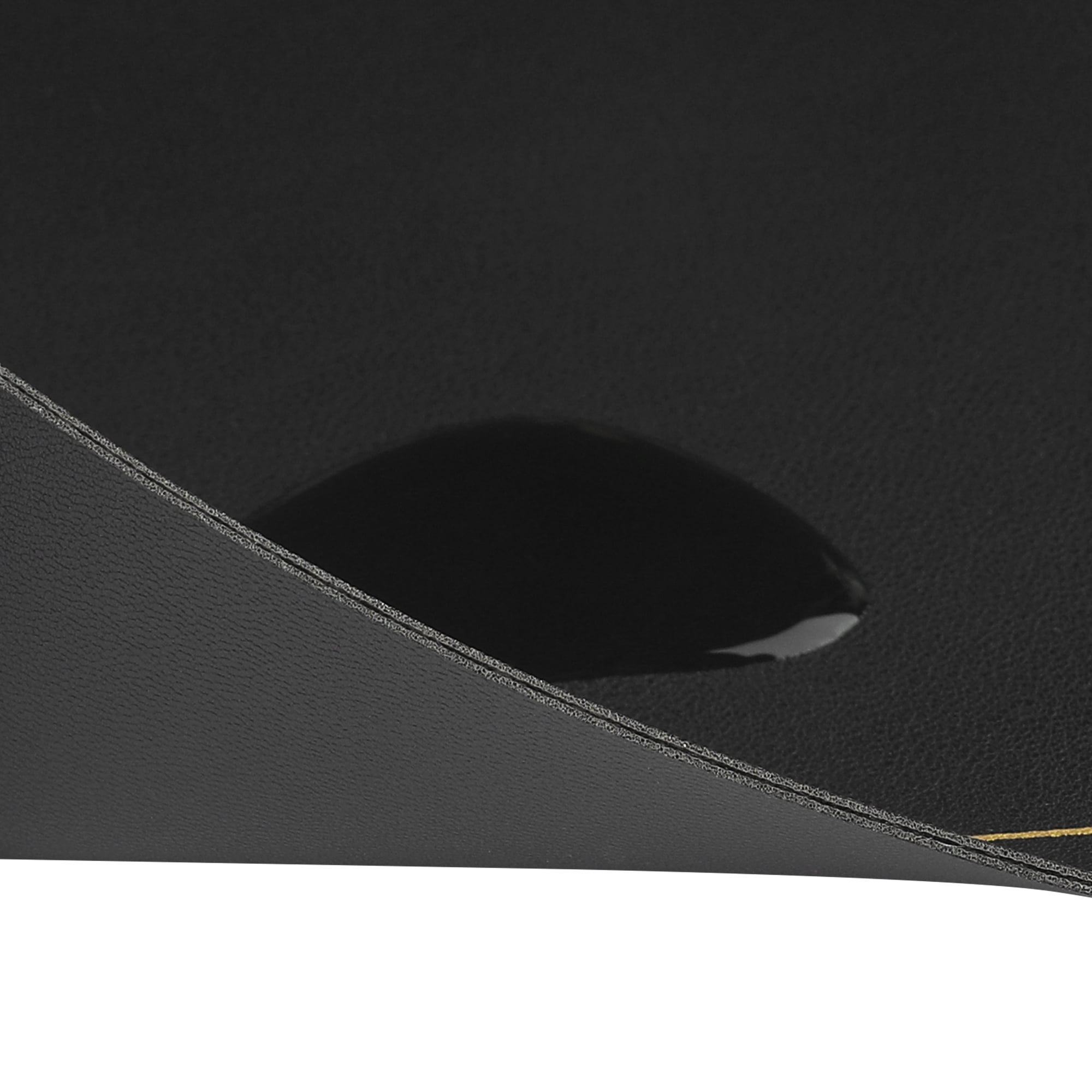 Unique Bargains Set of 6 Wedge Faux Leather Heat Resistant Wipe Clean Round Table Mats Black