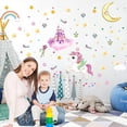 thumbnail image 4 of Calcomanías de pared de estrellas y unicornios que brillan en la oscuridad, pegatinas de luna brillante y castillo arcoíris, 174 piezas de decoración de techo luminosa para habitación de niños, gran JAMW  Sencillez, 4 of 5