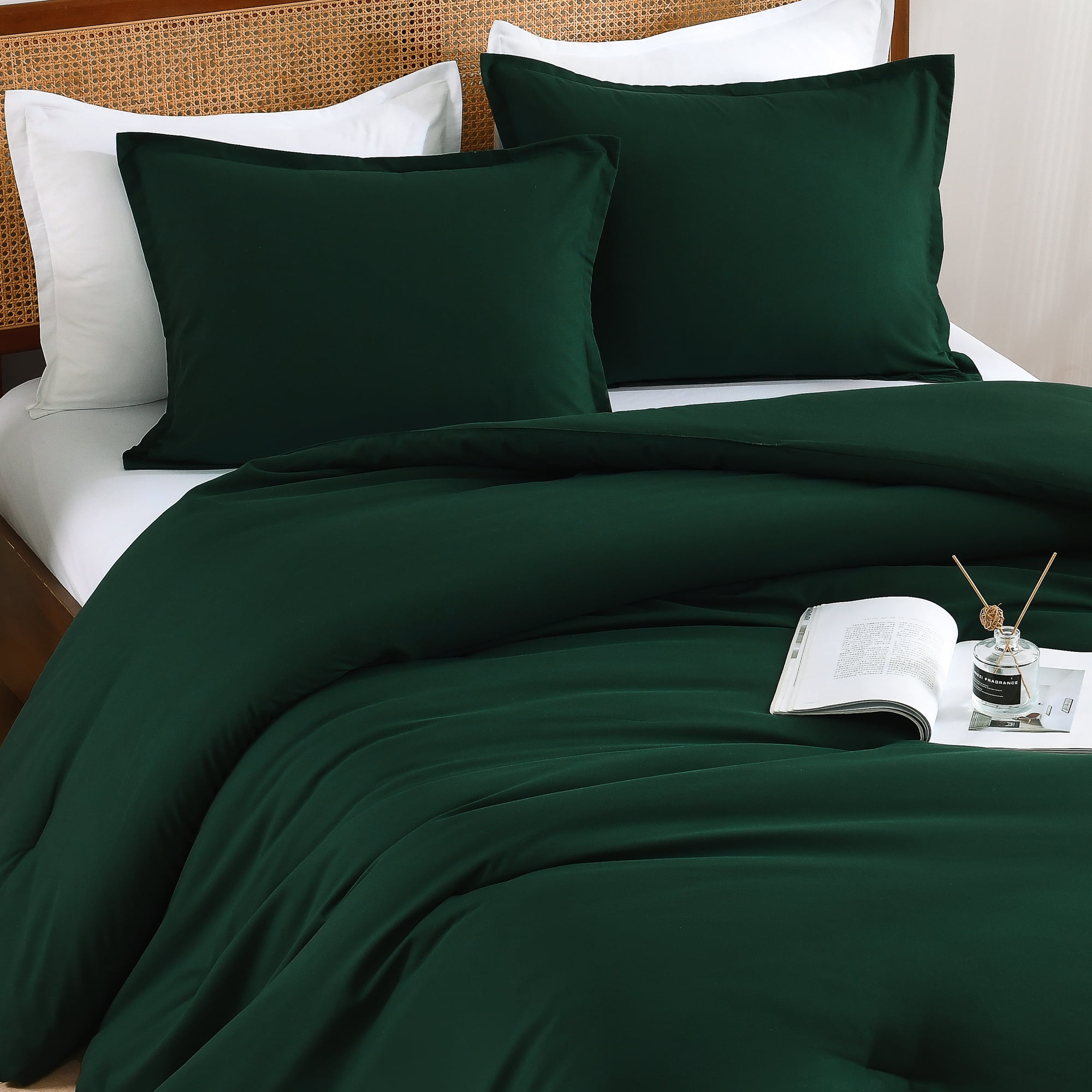 ANGENIA King Size Comforter Sets Dark Emerald Green, 3 Pieces Soft Fluffy Bedding Comforter Sets for King Size Bed,  Lightweight Reversible Microfiber Bed Set for All Season