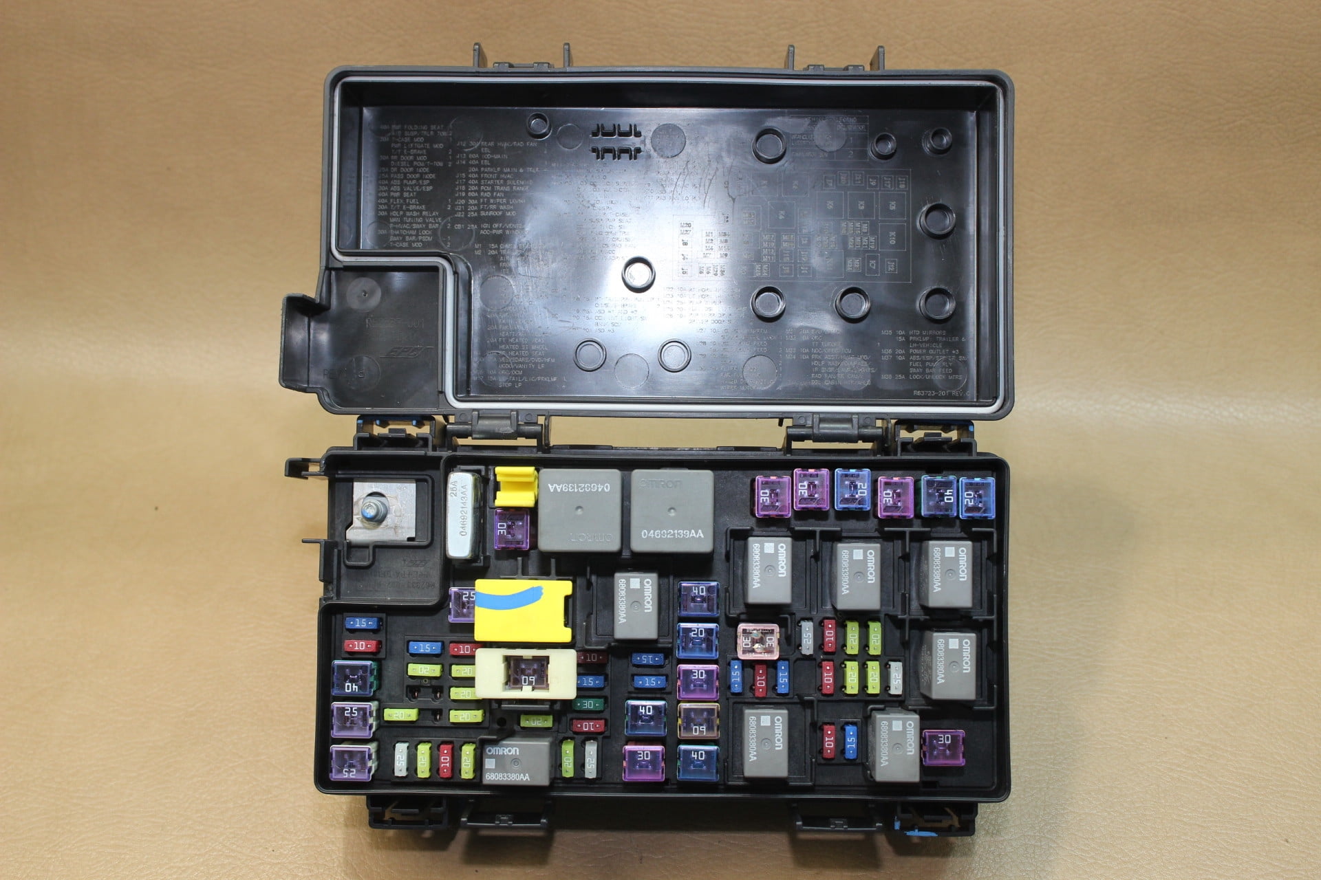 11 DURANGO GRAND CHEROKEE TIPM TEMIC INTEGRATED OEM FUSE BOX 04692316 REBUILT TIPM